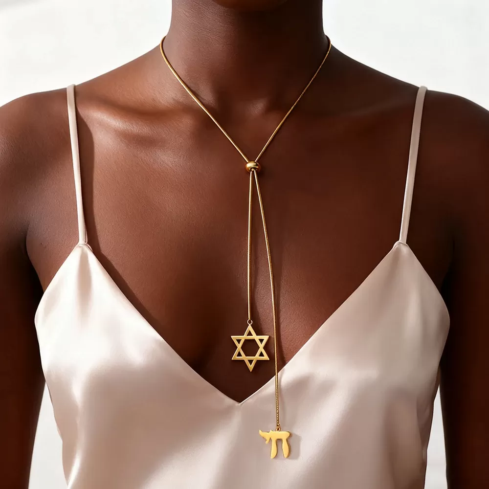 תליוני מגן דוד ו-חי: משמעות הסמלים ואיך בוחרים