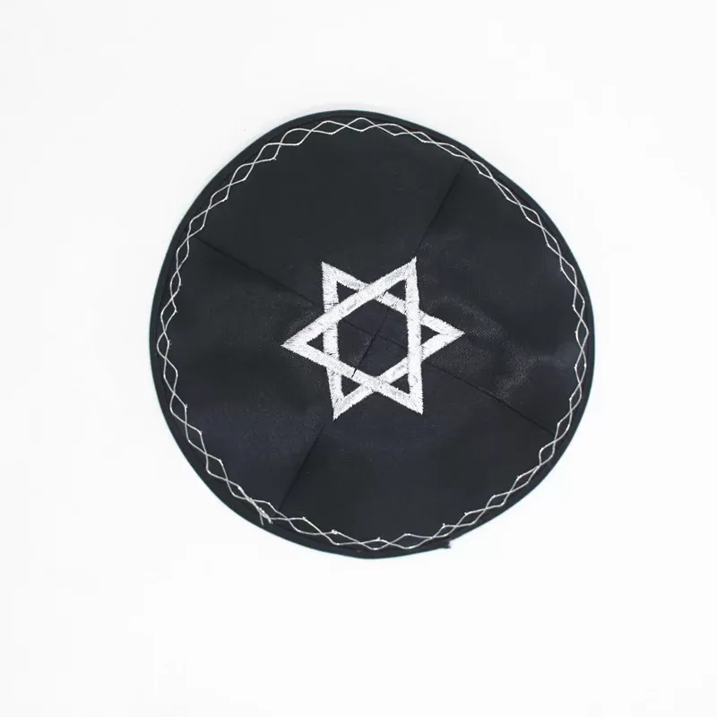 כיפה יהודית עם מגן דוד - מסורת וסטייל - תמונה 3