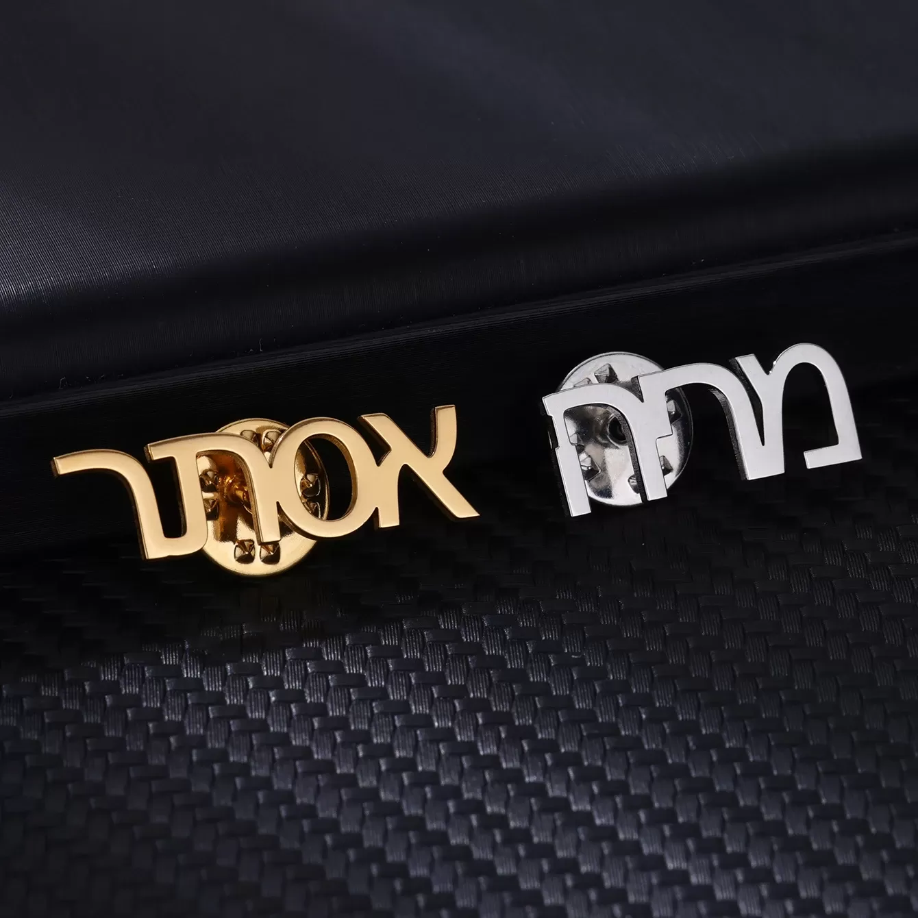 סיכת שם בהתאמה אישית מנירוסטה - תמונה 5